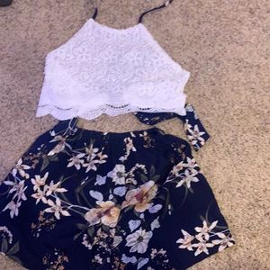 Super cute shorts with matching crop top!!